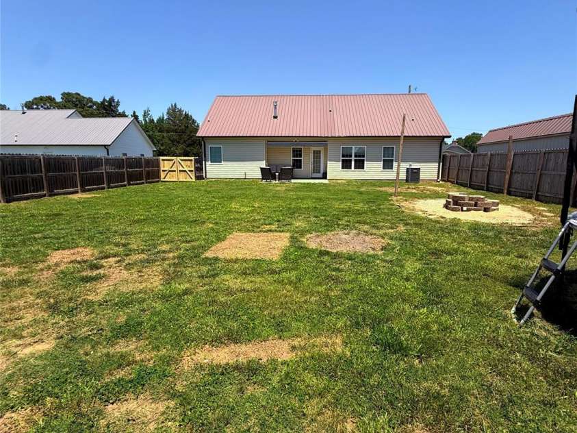 1906 Tall Pines Road, Lexington, NC 27295.  MLS# CAR4389442, YatesRealty ID 29181. 
