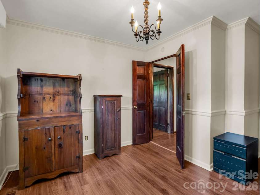 2302 Crosby Drive, Shelby, NC 28150.  MLS# CAR4389790, YatesRealty ID 29182. 