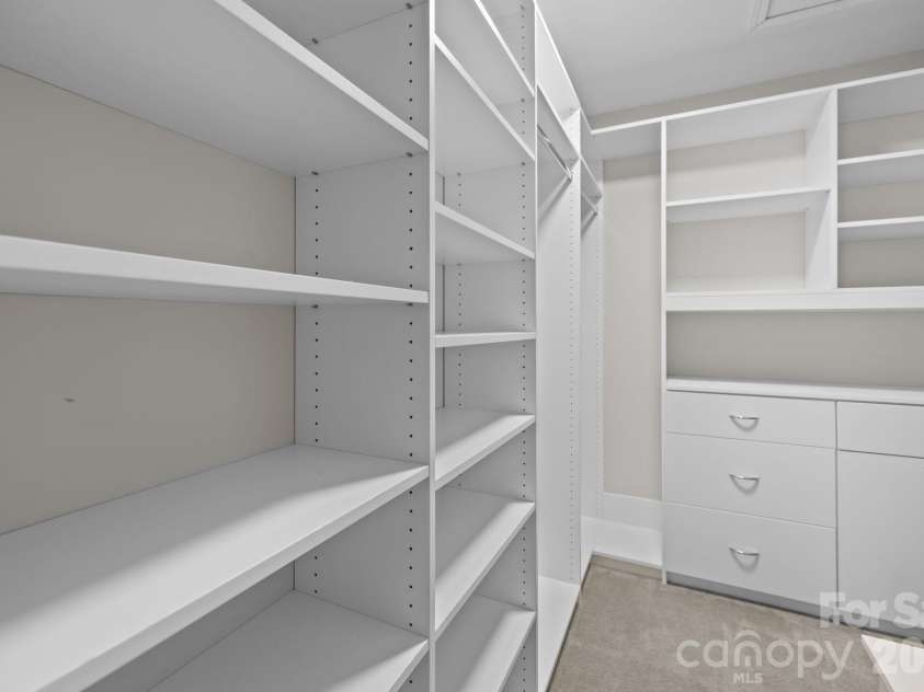 482 Delta Drive, Fort Mill, SC 29715.  MLS# CAR4282763, YatesRealty ID 29182. Custom Closet