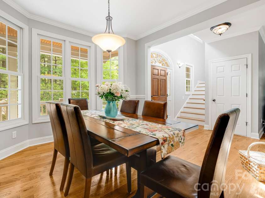 335 Daylily Drive, Hendersonville, NC 28739.  MLS# CAR4387856, YatesRealty ID 29183. 