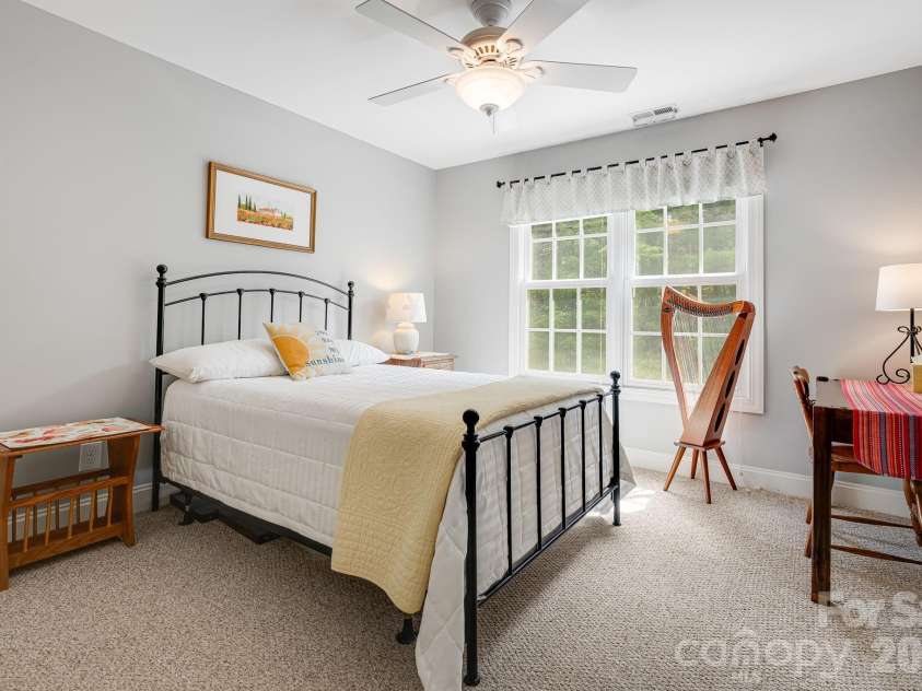 335 Daylily Drive, Hendersonville, NC 28739.  MLS# CAR4387856, YatesRealty ID 29183. 
