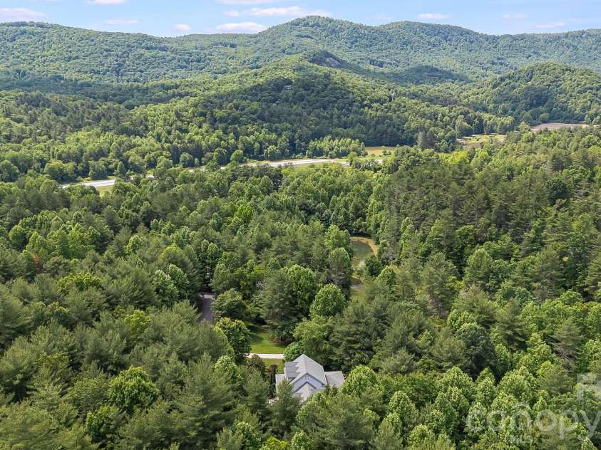 335 Daylily Drive, Hendersonville, NC 28739.  MLS# CAR4387856, YatesRealty ID 29183. 
