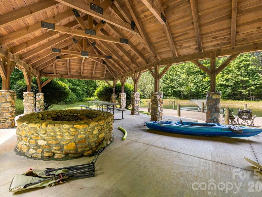335 Daylily Drive, Hendersonville, NC 28739.  MLS# CAR4387856, YatesRealty ID 29183. 