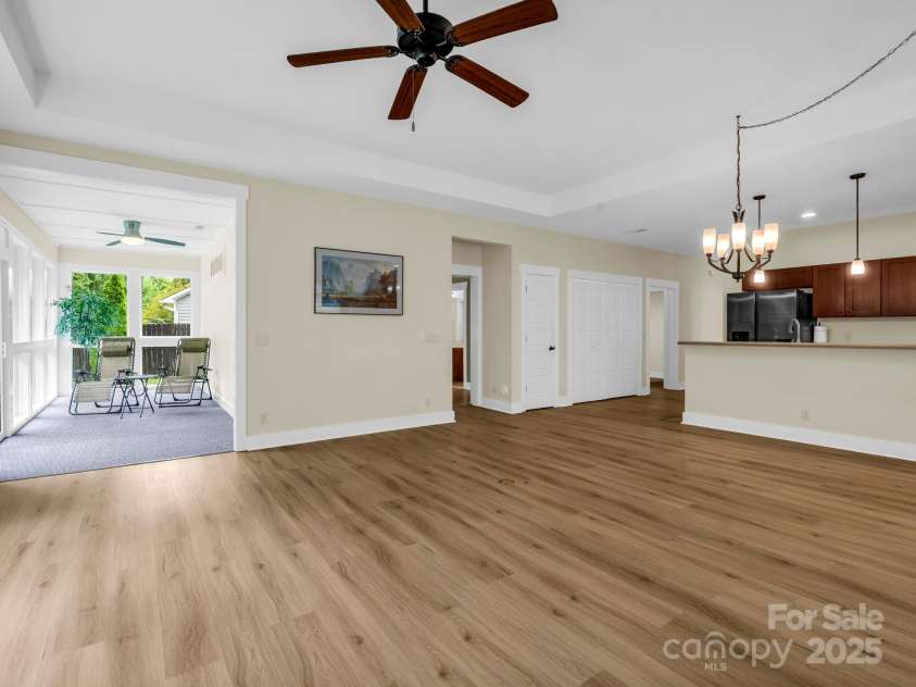 39 Creekwalk Lane, Hendersonville, NC 28792.  MLS# CAR4284575, YatesRealty ID 29183. 