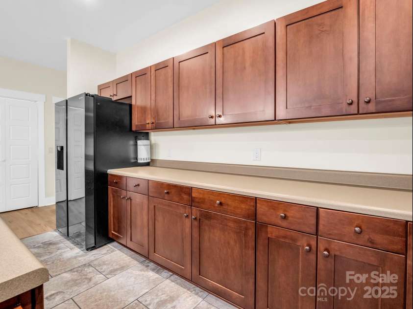 39 Creekwalk Lane, Hendersonville, NC 28792.  MLS# CAR4284575, YatesRealty ID 29183. 