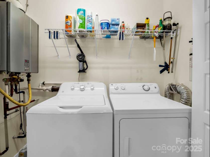 39 Creekwalk Lane, Hendersonville, NC 28792.  MLS# CAR4284575, YatesRealty ID 29183. 