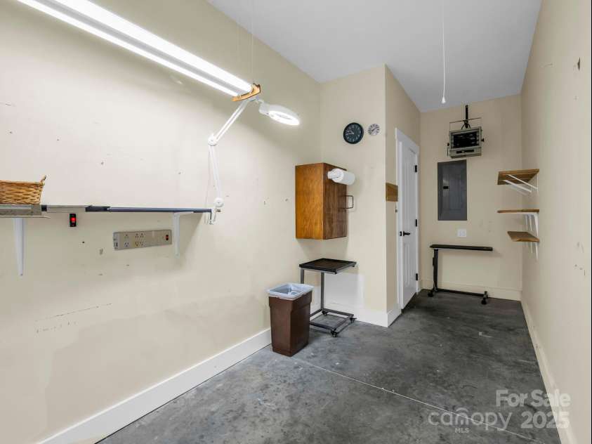 39 Creekwalk Lane, Hendersonville, NC 28792.  MLS# CAR4284575, YatesRealty ID 29183. 