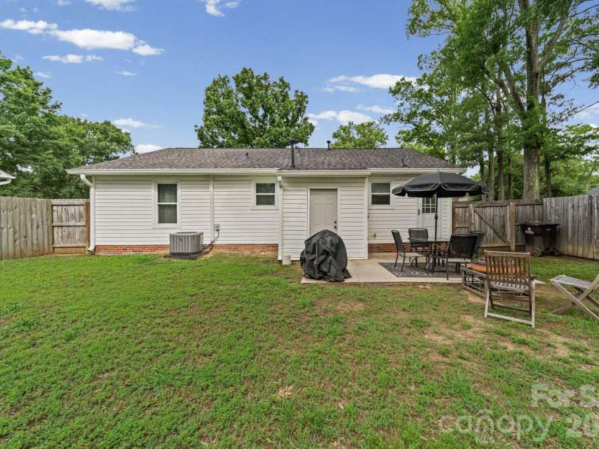 731 Cavendish Court, Rock Hill, SC 29730.  MLS# CAR4386691, YatesRealty ID 29184. 