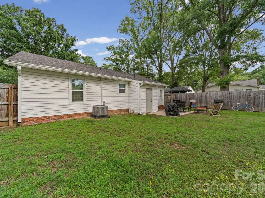 731 Cavendish Court, Rock Hill, SC 29730.  MLS# CAR4386691, YatesRealty ID 29184. 