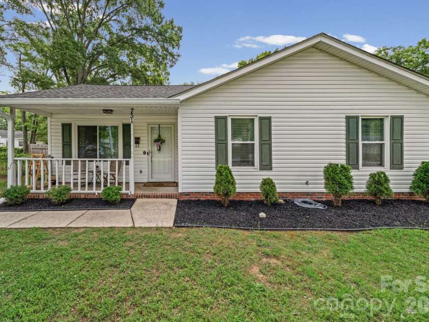 731 Cavendish Court, Rock Hill, SC 29730.  MLS# CAR4386691, YatesRealty ID 29184. 
