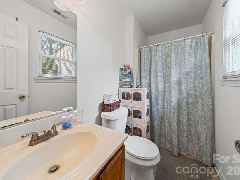 731 Cavendish Court, Rock Hill, SC 29730.  MLS# CAR4386691, YatesRealty ID 29184. Primary ensuite