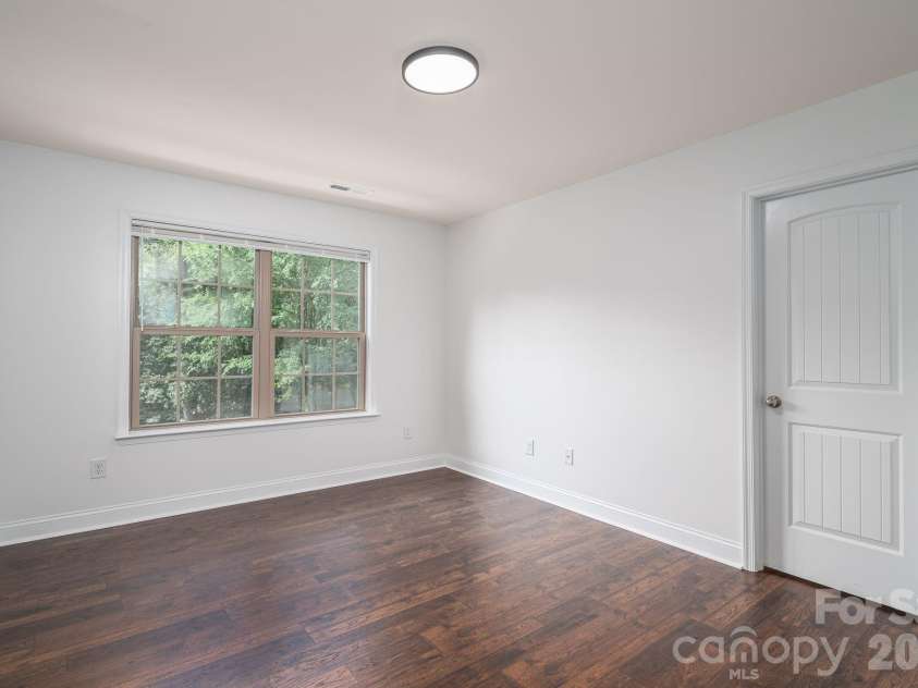 227 Bay Shore Drive, Belmont, NC 28012.  MLS# CAR4380360, YatesRealty ID 29185. 