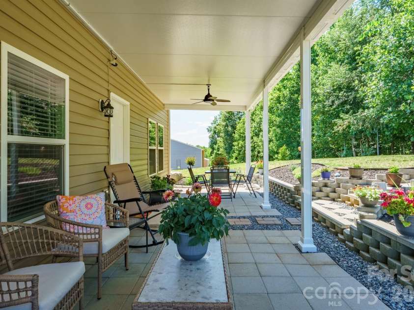 150 Four Andrews Drive, Harmony, NC 28634.  MLS# CAR4385189, YatesRealty ID 29187. 