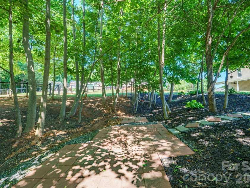 150 Four Andrews Drive, Harmony, NC 28634.  MLS# CAR4385189, YatesRealty ID 29187. 