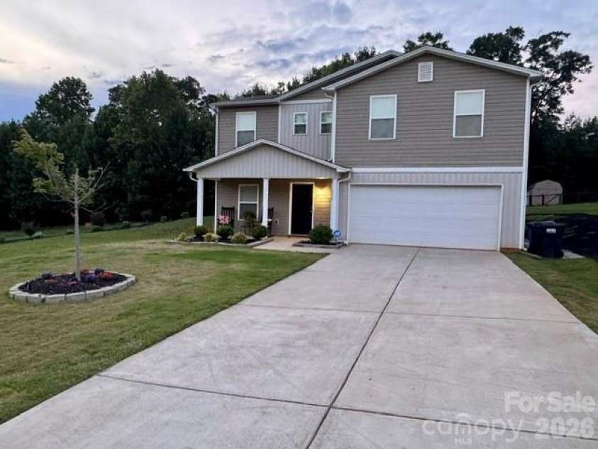 150 Four Andrews Drive, Harmony, NC 28634.  MLS# CAR4385189, YatesRealty ID 29187. 