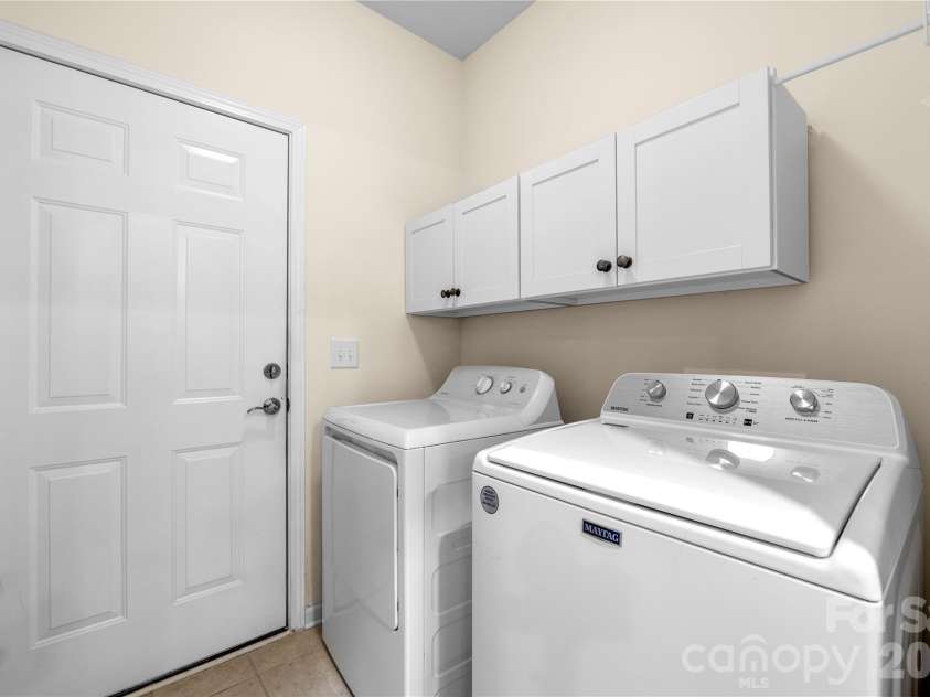 1016 Wells Lane, Fort Mill, SC 29707.  MLS# CAR4359886, YatesRealty ID 29188. Separate laundry room. Washer & Dryer included.