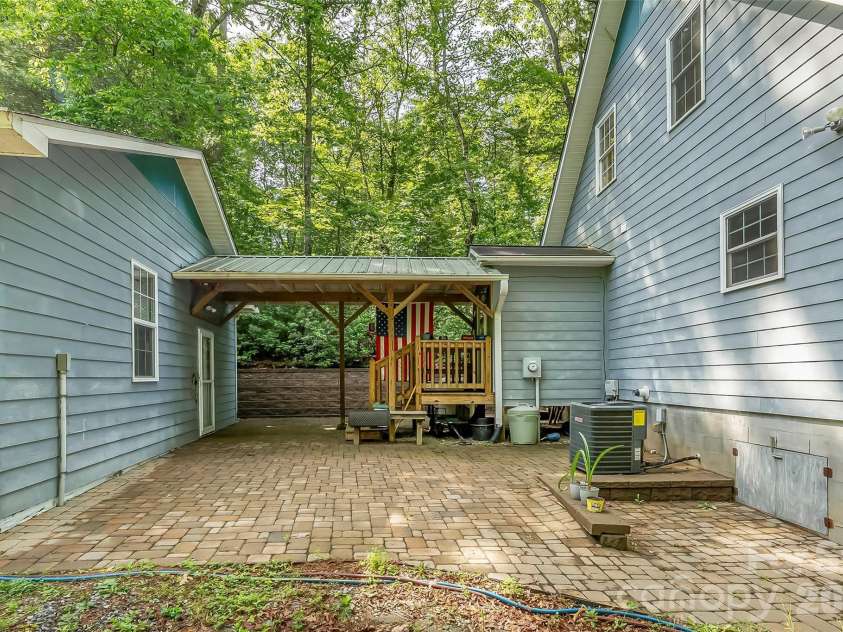 4082 Hwy 126 Highway, Morganton, NC 28655.  MLS# CAR4383516, YatesRealty ID 29189. 