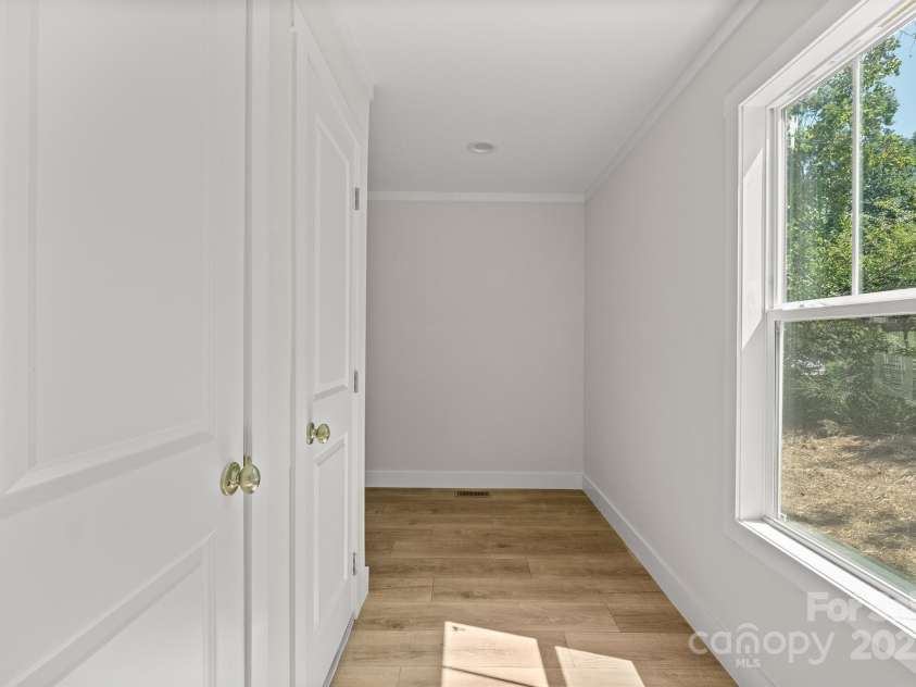 3045 8th Avenue, Conover, NC 28613.  MLS# CAR4285756, YatesRealty ID 29190. 