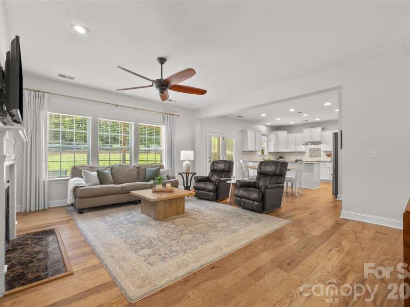 16846 Rudence Court, Charlotte, NC 28278.  MLS# CAR4387770, YatesRealty ID 29191. 