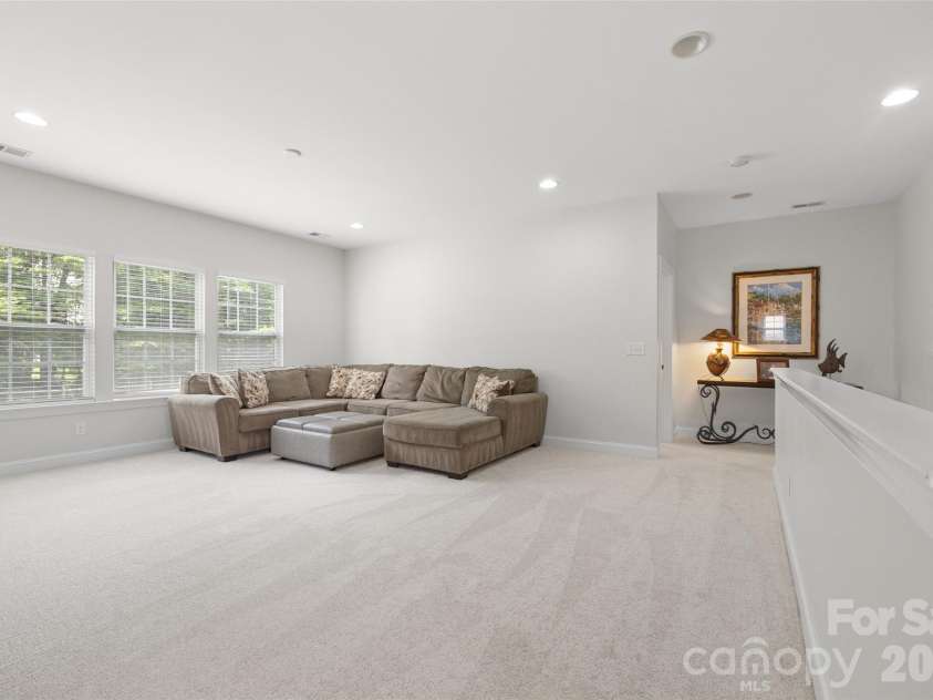 16846 Rudence Court, Charlotte, NC 28278.  MLS# CAR4387770, YatesRealty ID 29191. 