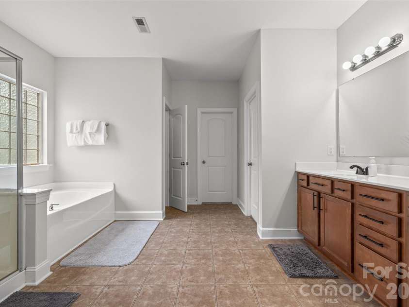 16846 Rudence Court, Charlotte, NC 28278.  MLS# CAR4387770, YatesRealty ID 29191. 