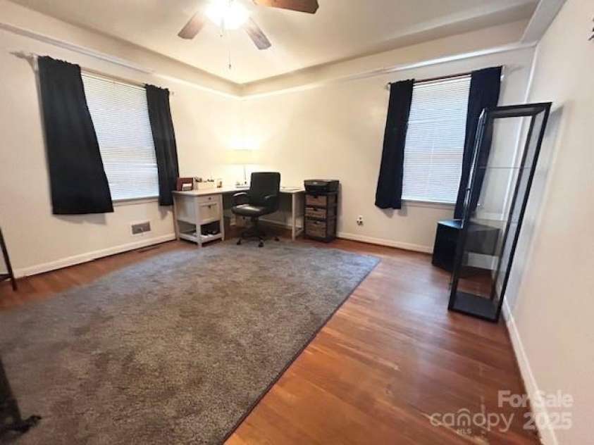 607 6th Street Court, Conover, NC 28613.  MLS# CAR4282003, YatesRealty ID 29193. 
