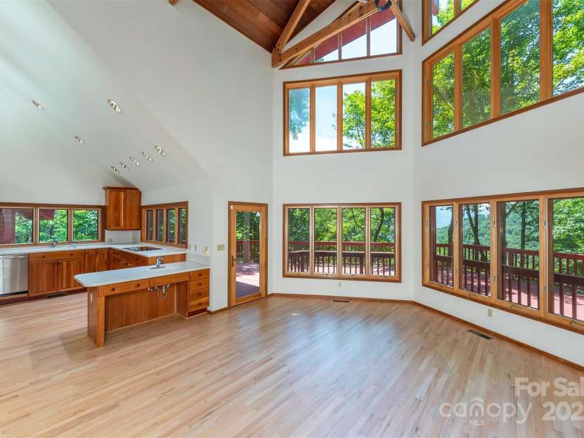 7 Winding Poplar Road, Black Mountain, NC 28711.  MLS# CAR4285345, YatesRealty ID 29194. Open Floor Plan