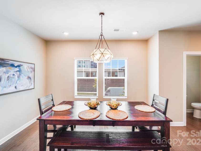 3738 Memorial Parkway, Charlotte, NC 28278.  MLS# CAR4276646, YatesRealty ID 29195. 