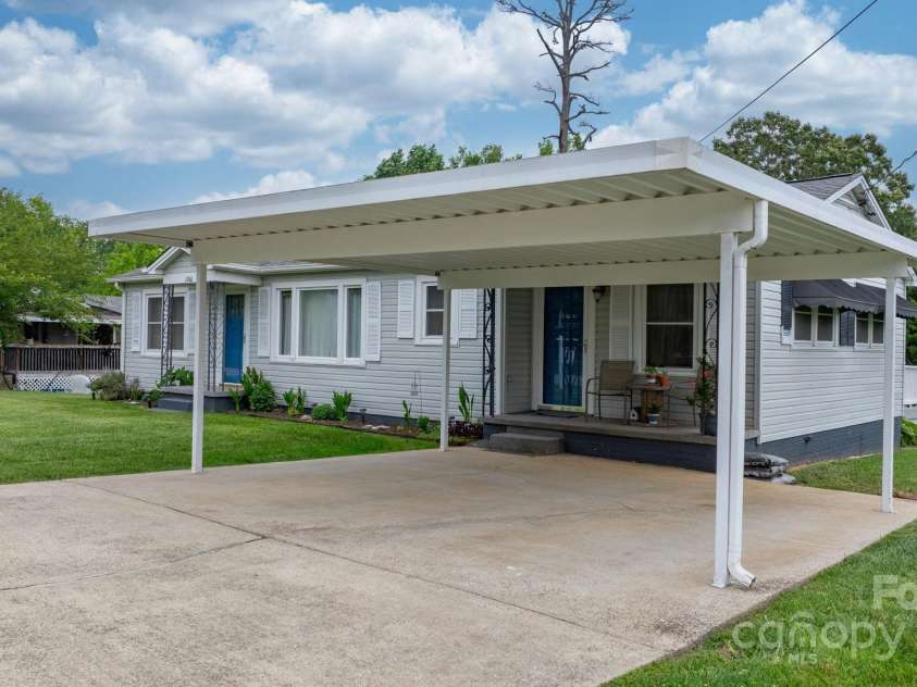 1266 18th Street, Hickory, NC 28601.  MLS# CAR4265726, YatesRealty ID 29199. Double attached Carport
