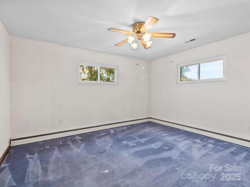 11 Aloha Circle, Candler, NC 28715.  MLS# CAR4313548, YatesRealty ID 292. Bedroom #3