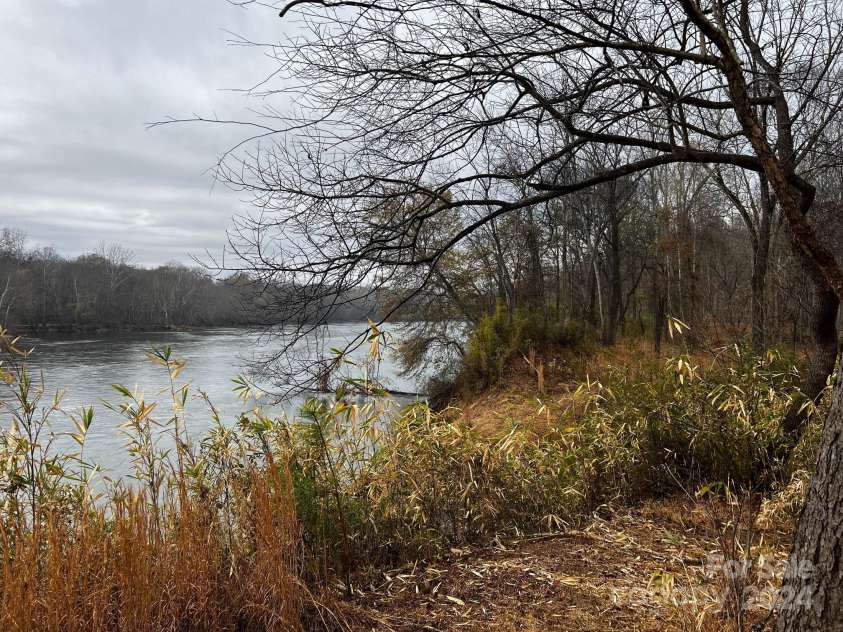 150A Lookout Dam Road, Statesville, NC 28625.  MLS# CAR4203410, YatesRealty ID 292. 