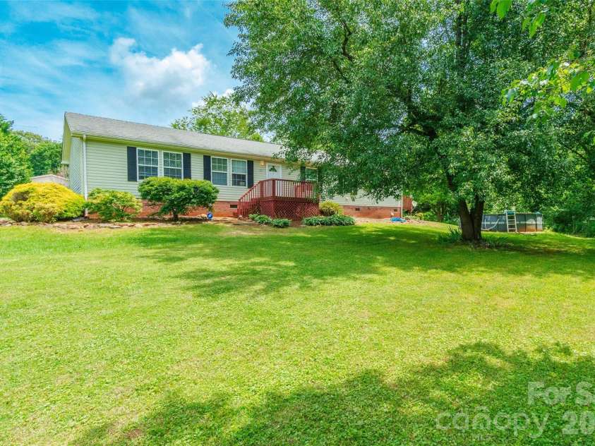 1828 Pine Hollow Place, Hudson, NC 28638.  MLS# CAR4342616, YatesRealty ID 2920. 