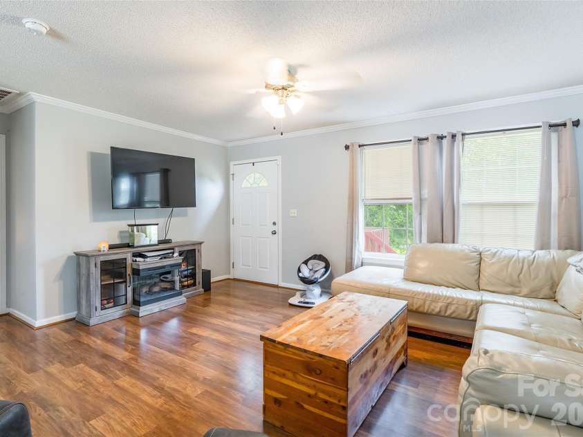 1828 Pine Hollow Place, Hudson, NC 28638.  MLS# CAR4342616, YatesRealty ID 2920. 