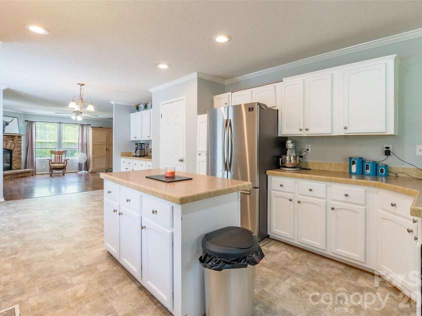 1828 Pine Hollow Place, Hudson, NC 28638.  MLS# CAR4342616, YatesRealty ID 2920. 