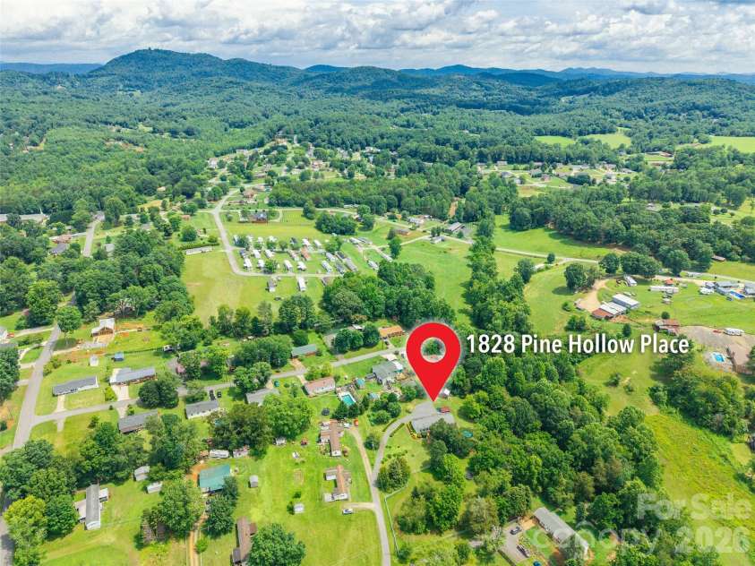 1828 Pine Hollow Place, Hudson, NC 28638.  MLS# CAR4342616, YatesRealty ID 2920. 