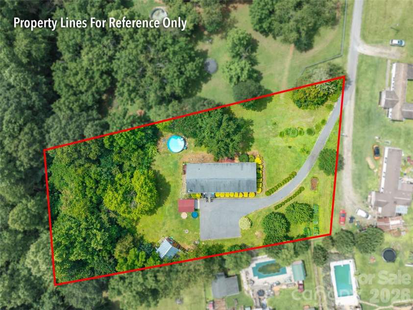 1828 Pine Hollow Place, Hudson, NC 28638.  MLS# CAR4342616, YatesRealty ID 2920. 