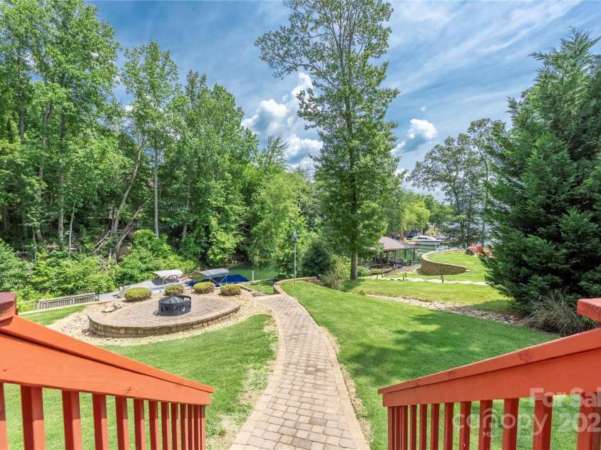 4478 Lake Drive, Sherrills Ford, NC 28673.  MLS# CAR4276198, YatesRealty ID 2920. 