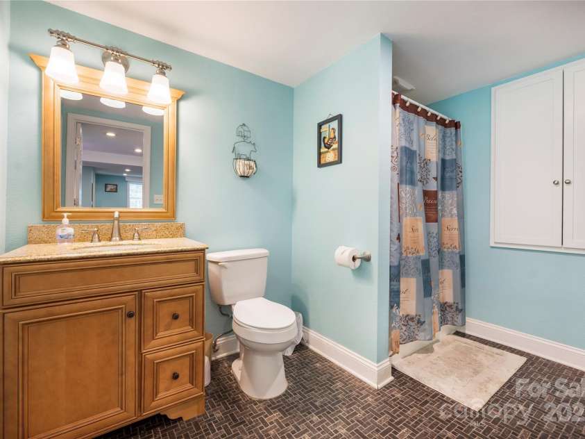 4478 Lake Drive, Sherrills Ford, NC 28673.  MLS# CAR4276198, YatesRealty ID 2920. Downstairs bathroom