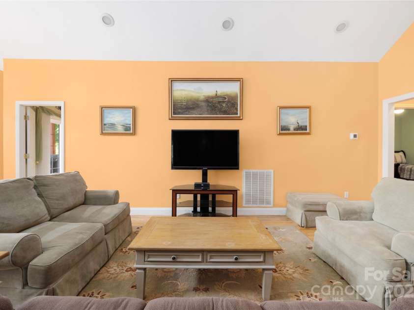 4478 Lake Drive, Sherrills Ford, NC 28673.  MLS# CAR4276198, YatesRealty ID 2920. Upstairs living area