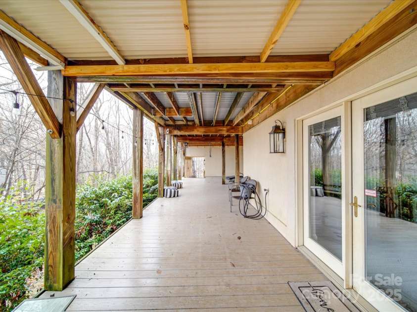 503 Stuart Ridge, Cramerton, NC 28032.  MLS# CAR4224622, YatesRealty ID 2920. 