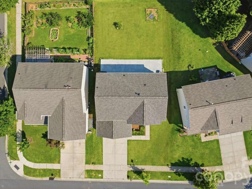 17425 Westmill Lane, Charlotte, NC 28277.  MLS# CAR4391789, YatesRealty ID 29201. 