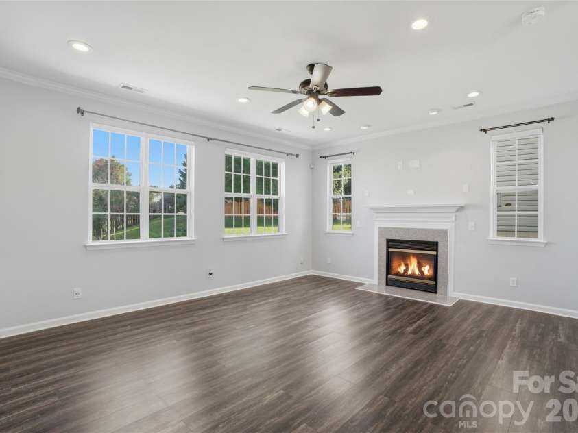 17425 Westmill Lane, Charlotte, NC 28277.  MLS# CAR4391789, YatesRealty ID 29201. 