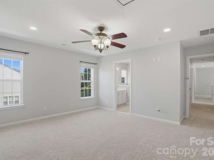 17425 Westmill Lane, Charlotte, NC 28277.  MLS# CAR4391789, YatesRealty ID 29201. 