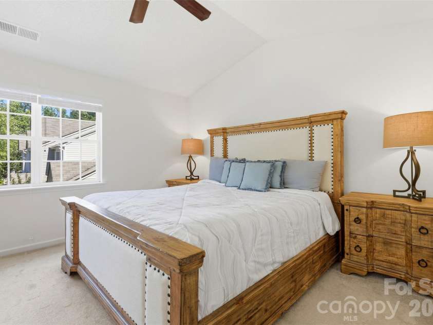 6720 Cypress Tree Lane, Charlotte, NC 28215.  MLS# CAR4390803, YatesRealty ID 29202. 