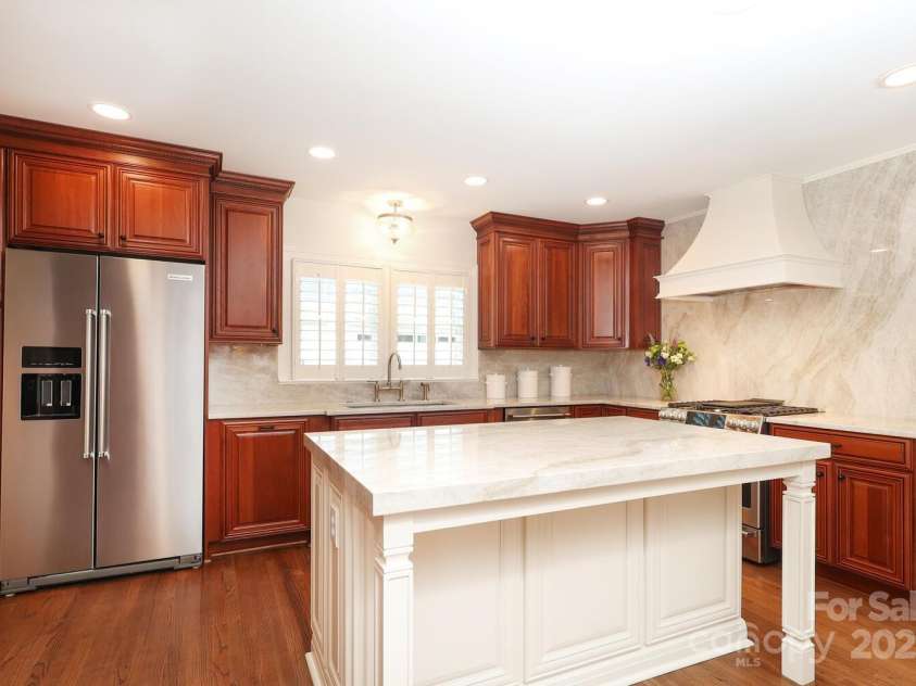 3336 Landerwood Drive, Charlotte, NC 28210.  MLS# CAR4284667, YatesRealty ID 29203. 