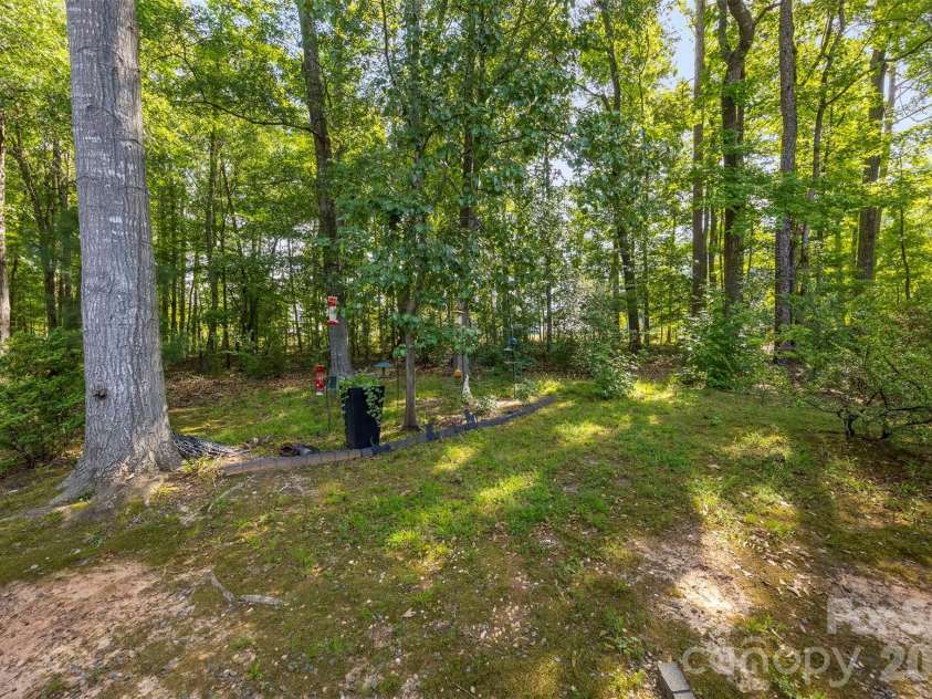 114 Ashleigh Court, Fort Mill, SC 29715.  MLS# CAR4390723, YatesRealty ID 29204. 