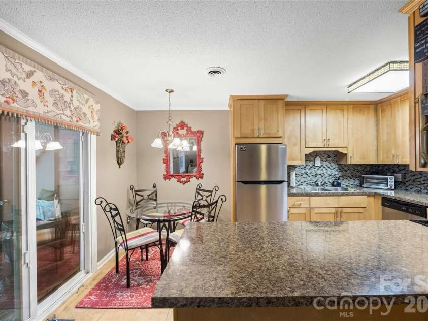 114 Ashleigh Court, Fort Mill, SC 29715.  MLS# CAR4390723, YatesRealty ID 29204. 