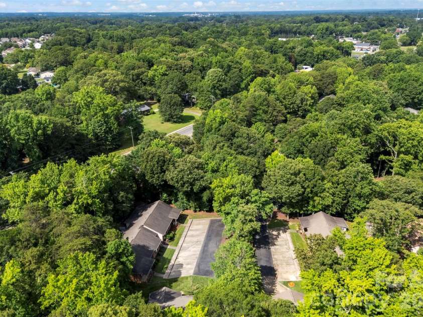 114 Ashleigh Court, Fort Mill, SC 29715.  MLS# CAR4390723, YatesRealty ID 29204. 