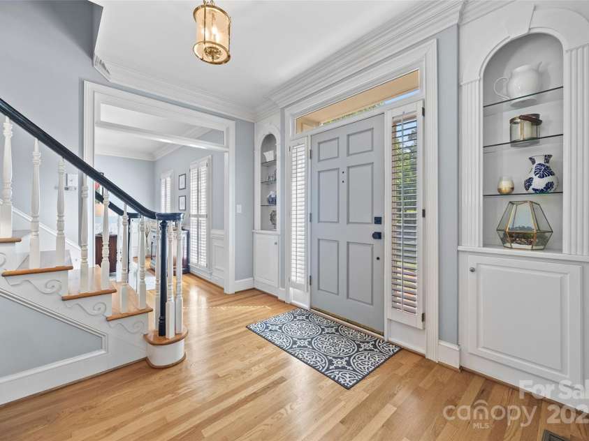 5510 Camilla Drive, Charlotte, NC 28226.  MLS# CAR4277273, YatesRealty ID 29204. 