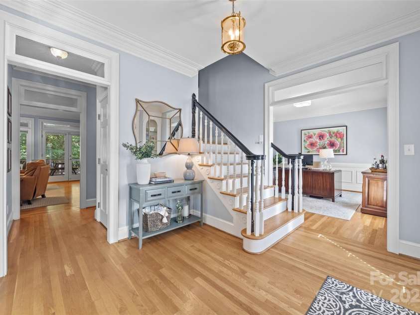 5510 Camilla Drive, Charlotte, NC 28226.  MLS# CAR4277273, YatesRealty ID 29204. 